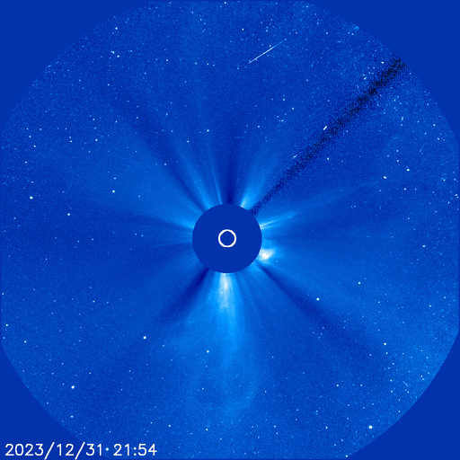 Πέντε λεπτά πριν τα μεσάνυχτα – Ο Ήλιος αποχαιρέτισε το 2023 με την έκρηξη της πενταετίας, Πέντε λεπτά πριν τα μεσάνυχτα – Ο Ήλιος αποχαιρέτισε το 2023 με την έκρηξη της πενταετίας, TechWar.GR