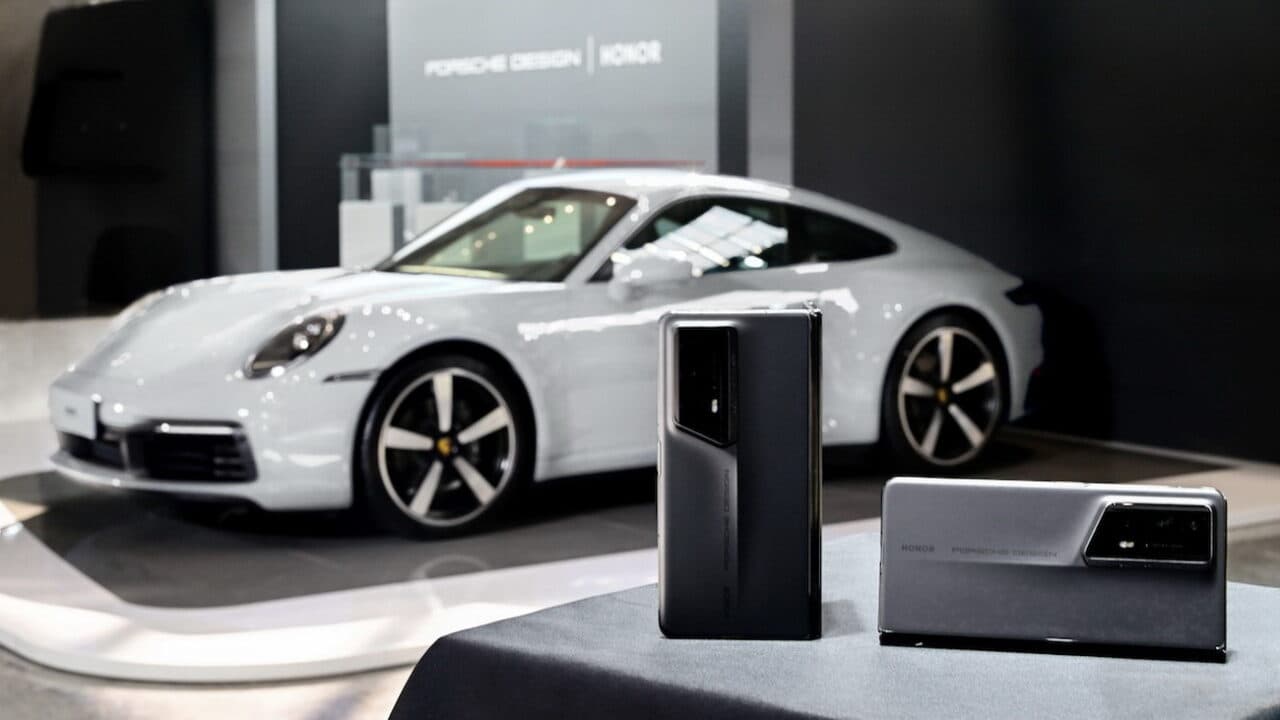 Και το ultra premium Honor Magic V2 RSR Porsche Design στην Ευρώπη, για λίγους και εκλεκτούς - porsche design honor magic v2 rsr 6 1705910228 - TechWar.GR