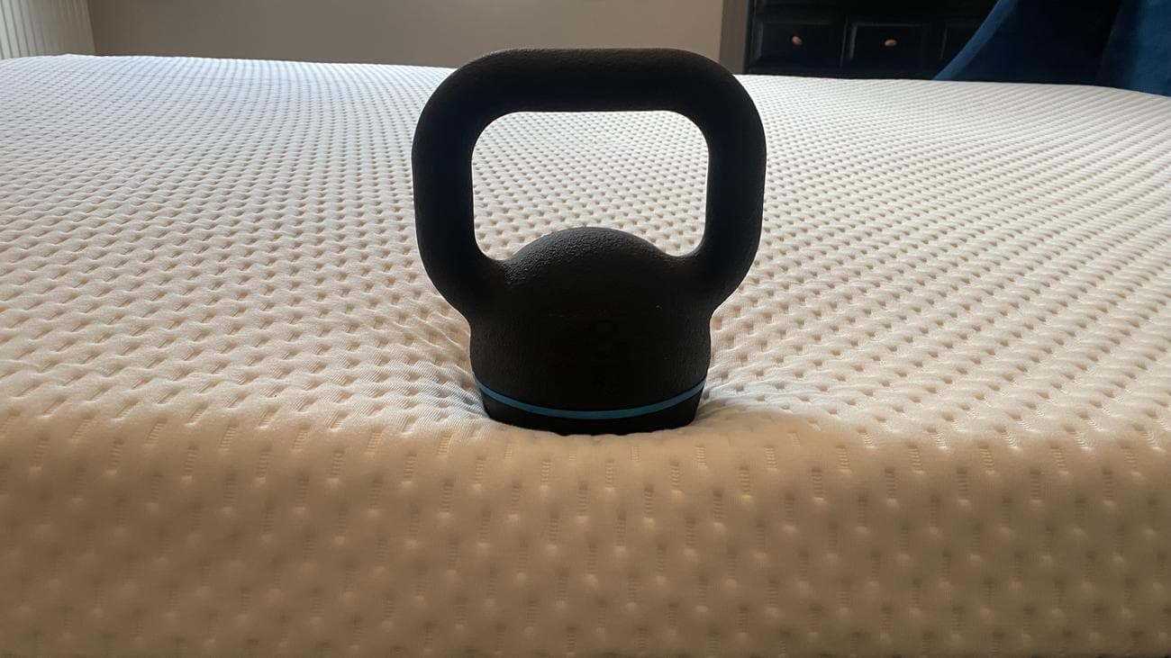 Simba Hybrid Ultra mattress review 8kg edge test