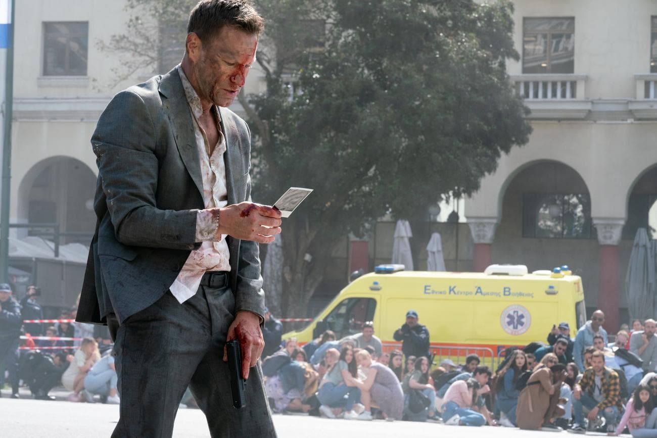 The Bricklayer Review - tb 02220 71z1 - TechWar.GR