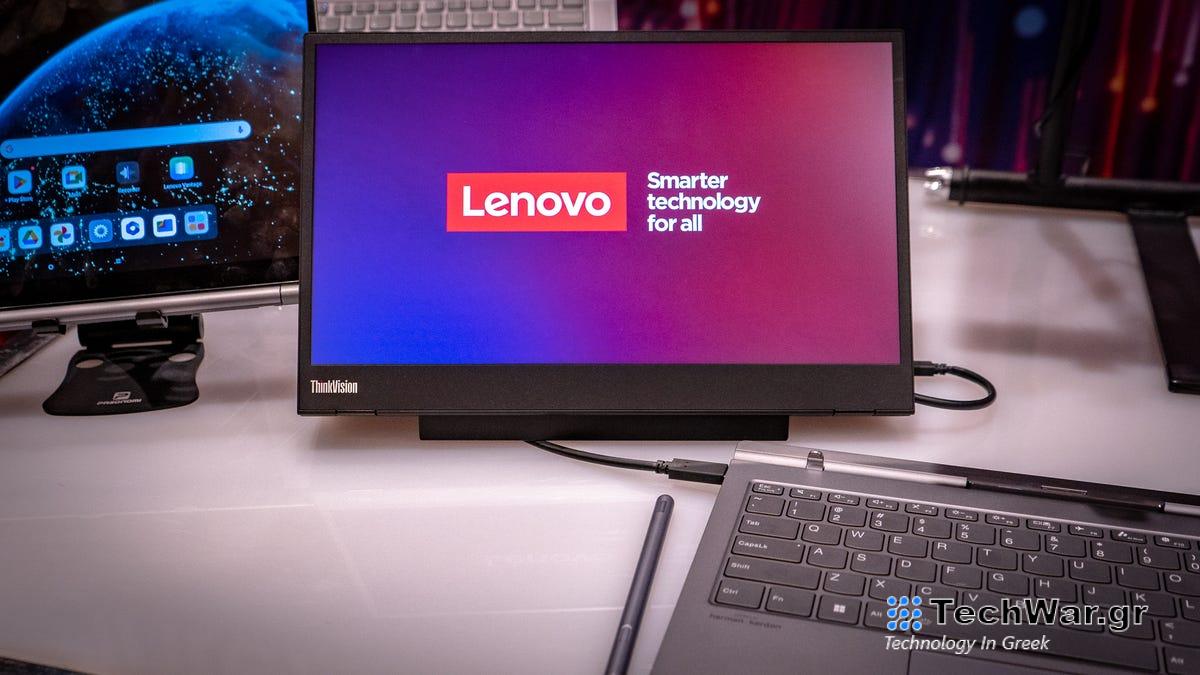 Δεν μπορώ να σταματήσω να σκέφτομαι τα υβριδικά Windows και το φορητό υπολογιστή Android της Lenovo