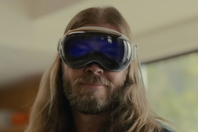 Η διαφήμιση «Hello Apple Vision Pro» προωθεί τα ακουστικά καθώς Η διαφήμιση «Hello Apple Vision Pro» προωθεί τα ακουστικά καθώς πλησιάζει η κυκλοφορία της Παρασκευής