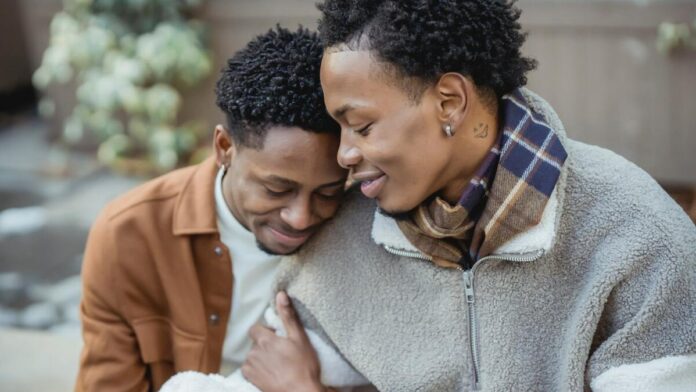 Οι καλύτερες εφαρμογές αμφιφυλόφιλων γνωριμιών το 2024 (Ηνωμένο Βασίλειο)
