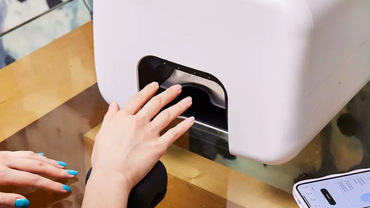 Προπαραγγελία ρομπότ για ευκίνητο μανικιούρ: Εξοικονομήστε 100 $
