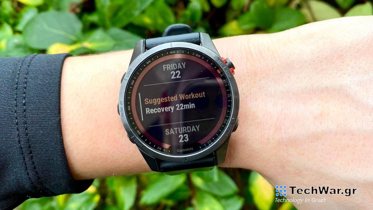 a photo of the Garmin Fenix 7S suggesting a short recovery run 