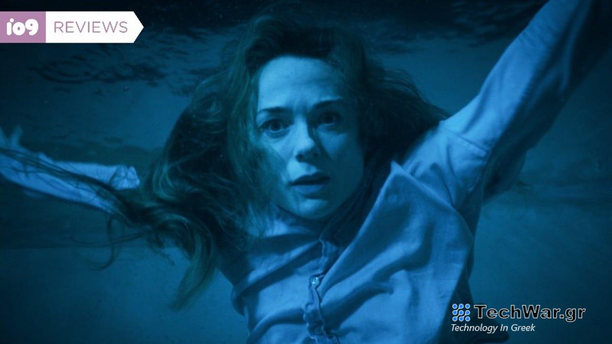 Το νυχτερινό κολύμπι πατάει στο νερό αλλά τελικά βυθίζεται