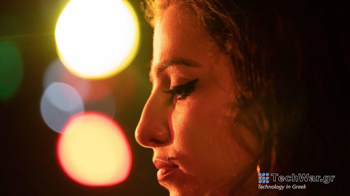 Το τρέιλερ του «Back to Black» δίνει μια πρώτη ματιά στη βιογραφική ταινία της Amy Winehouse