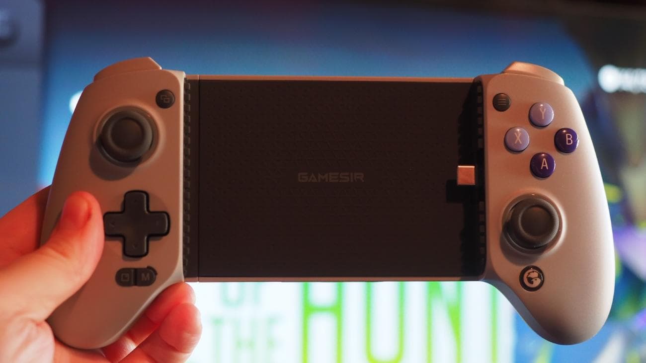 GameSir G8 Galileo μπροστά, χωρίς τηλέφωνο στο κέλυφος