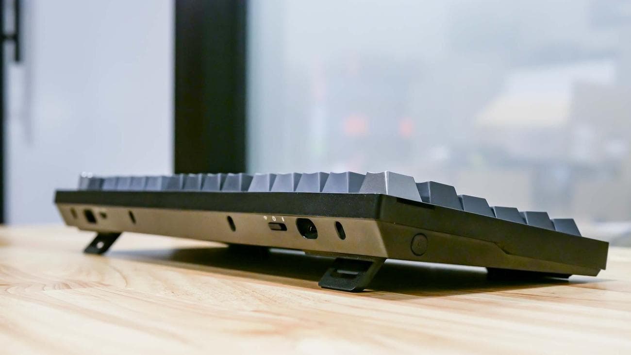 Corsair K65 Plus Wireless