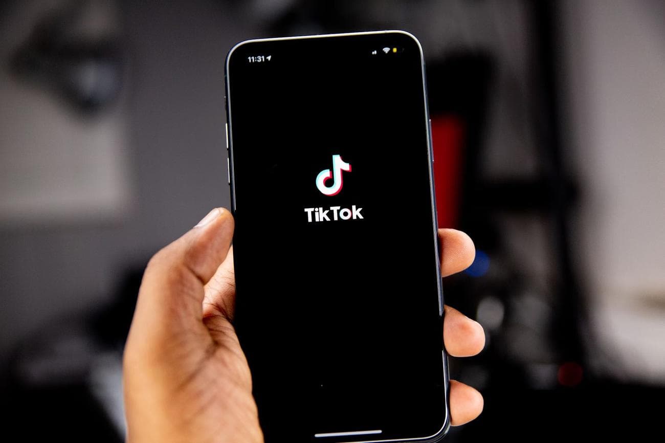 Εξηγείται η τάση του TikTok slushie