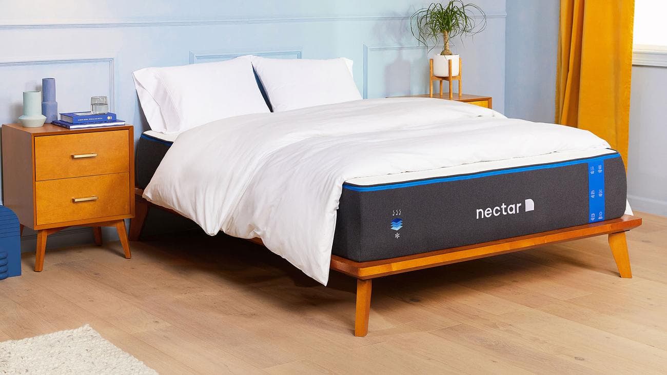 Στρώμα Nectar Memory Foam σε κρεβατοκάμαρα
