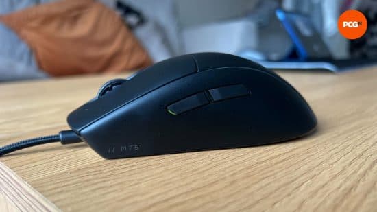 Corsair M75 ενσύρματη κινηματογράφηση σε πρώτο πλάνο