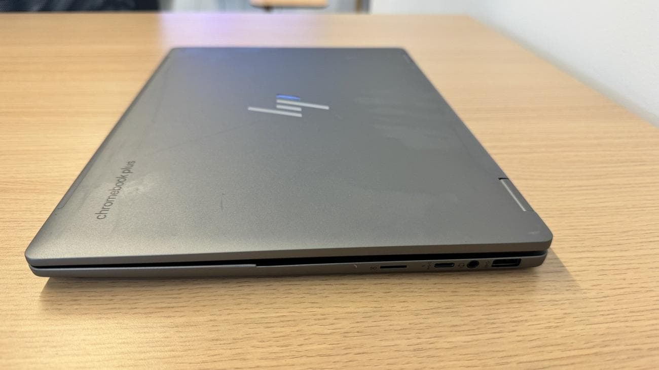 Το καπάκι του HP Chromebook Plus x360 14c