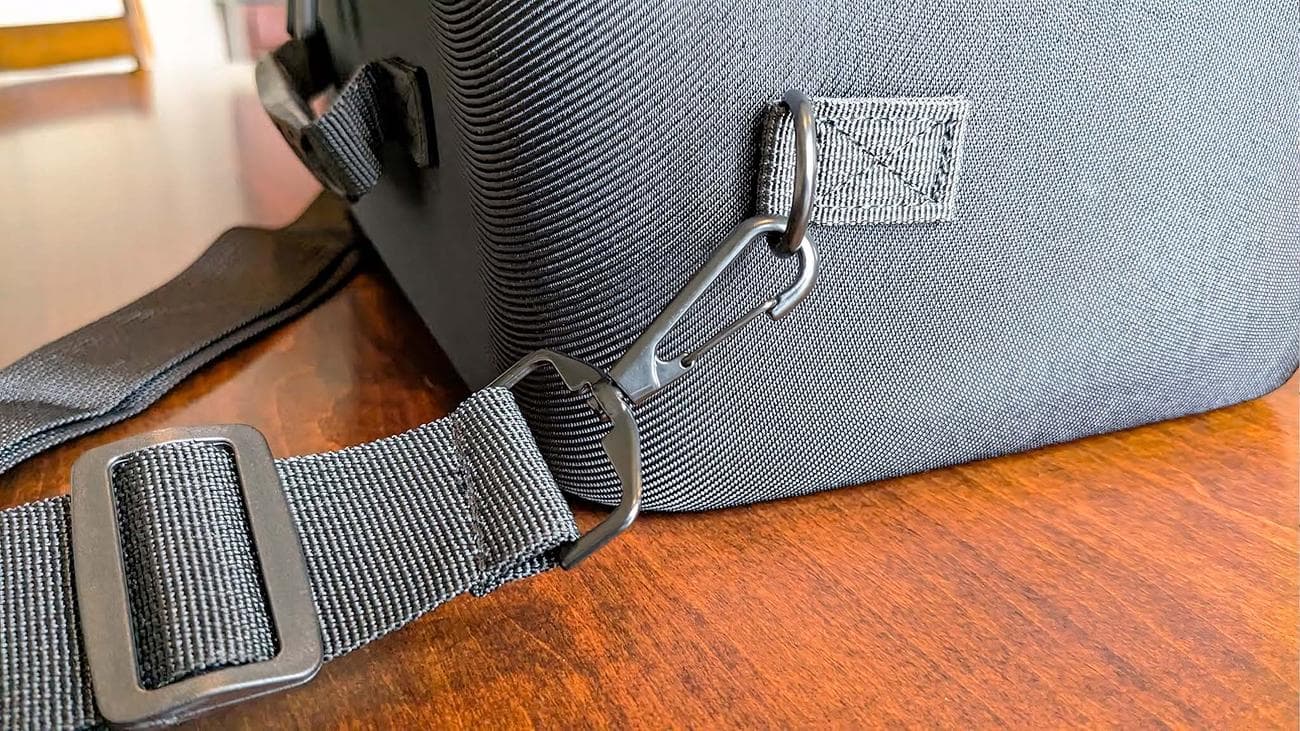 Θήκη μεταφοράς JSAUX για ιμάντα ώμου Legion Go.