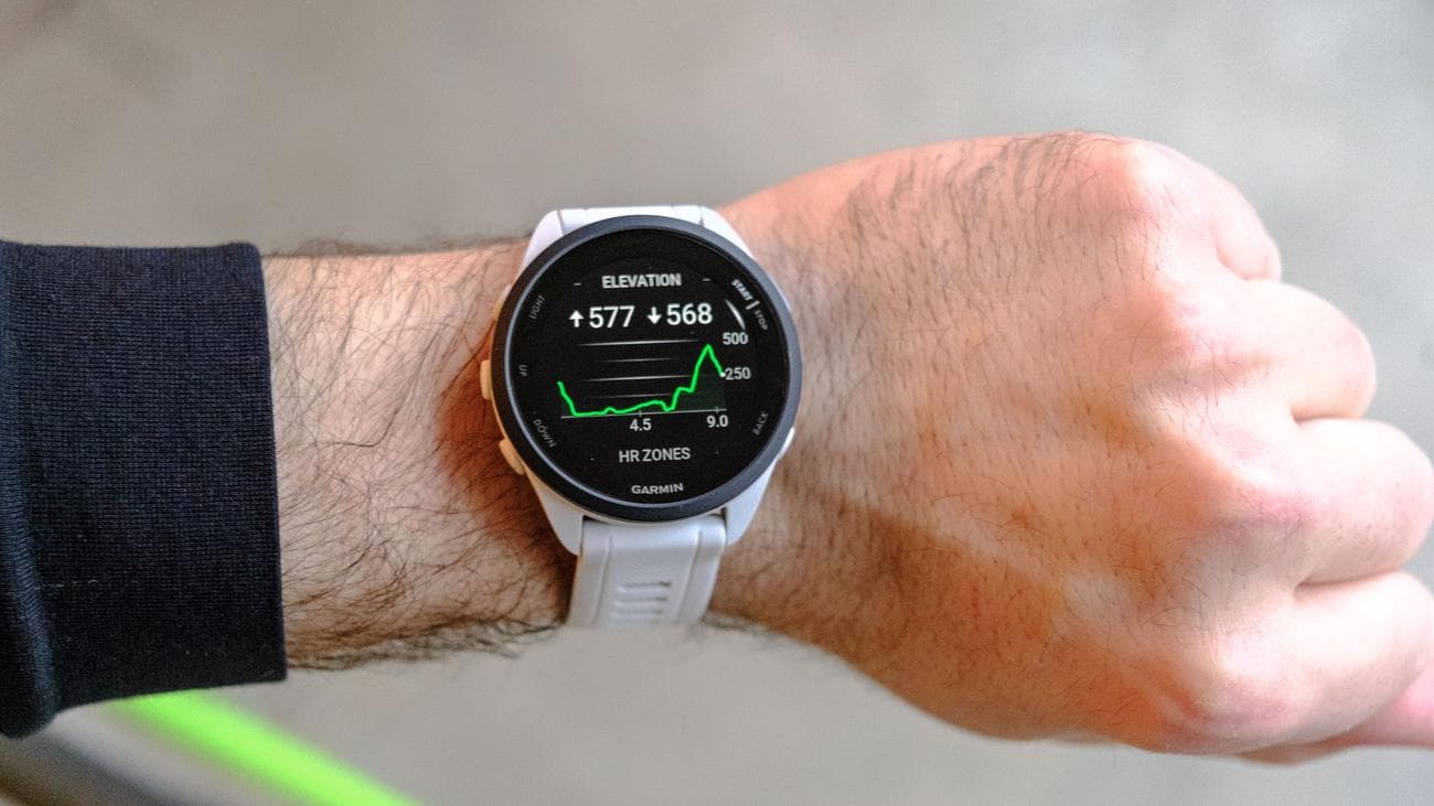 Παρακολούθηση ανύψωσης του Garmin Forerunner 165