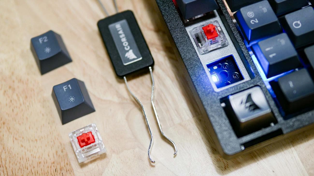 Corsair K65 Plus Wireless