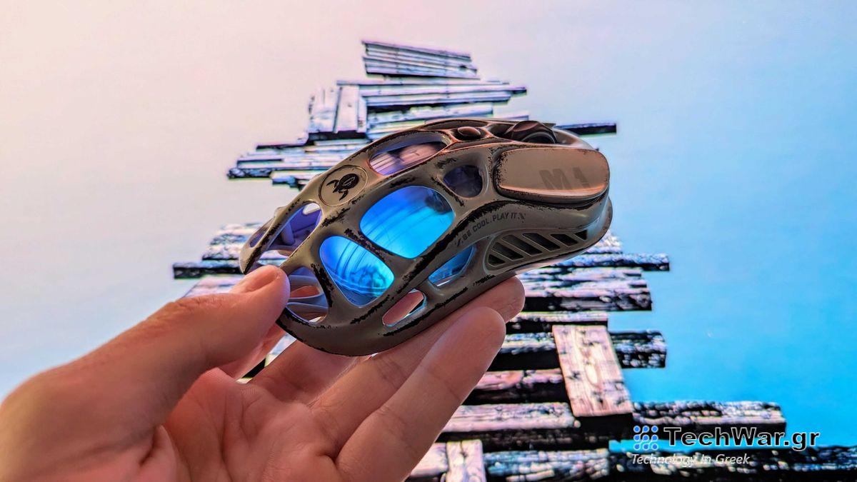 Image of the GravaStar Mercury M1 Pro wireless gaming mouse.