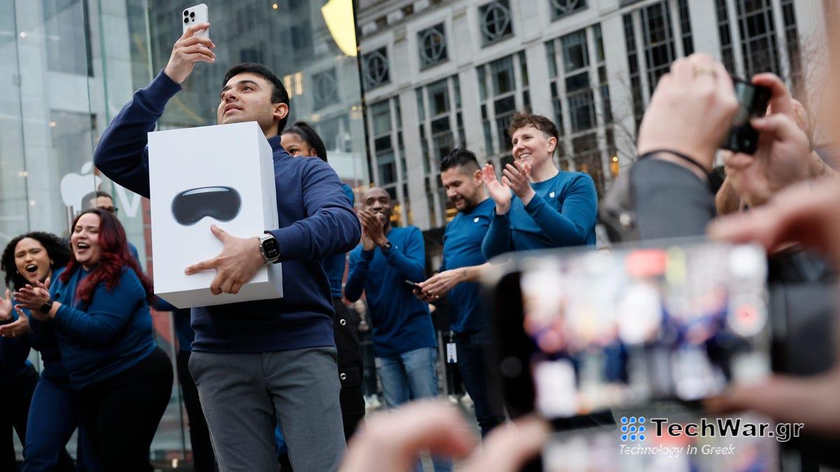 Εδώ είναι άγριοι τρόποι με τους οποίους οι άνθρωποι χρησιμοποιούν το Apple Vision Pro τους
