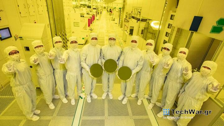 Samsung Foundry Leaders With 3nm Semiconductor Chip Wafer