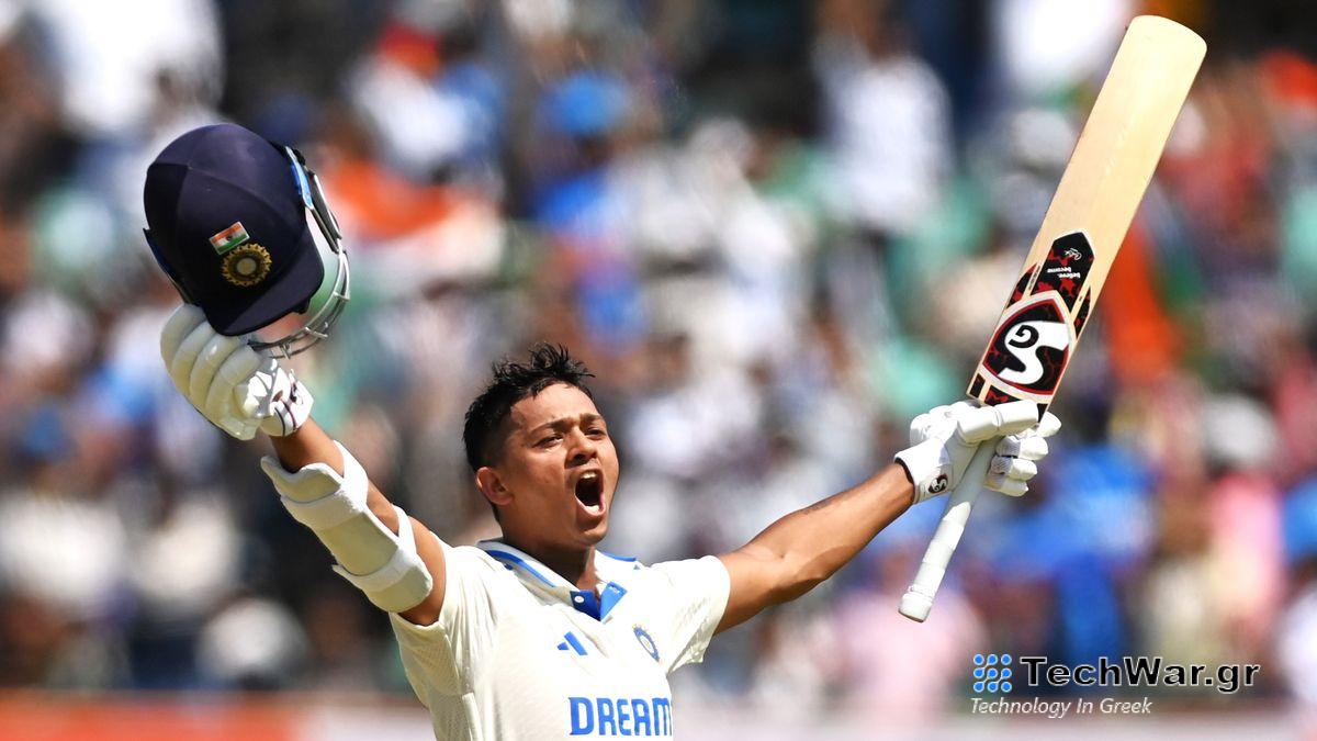 India vs England live stream: Yashasvi Jaiswal celebrates his double century in Rajkot. GettyImages-2021777353