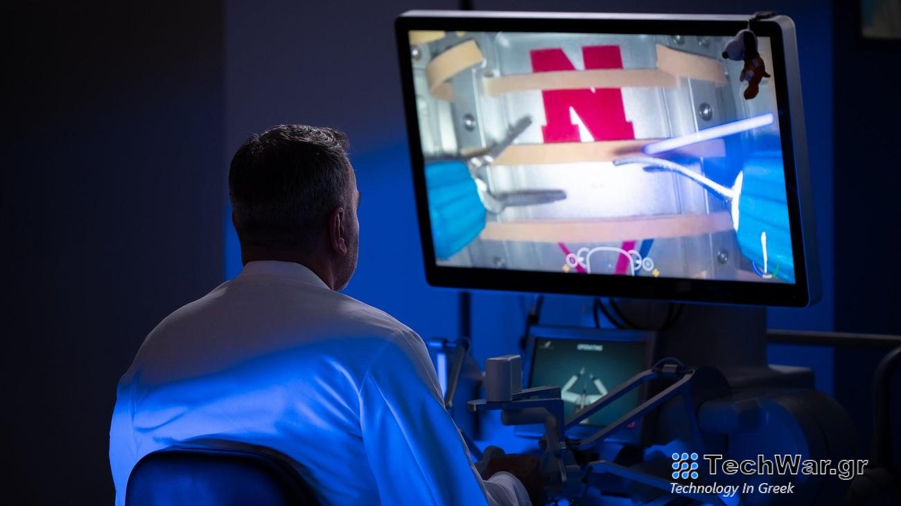 Surgeon using spaceMIRA remote surgery tool on ISS