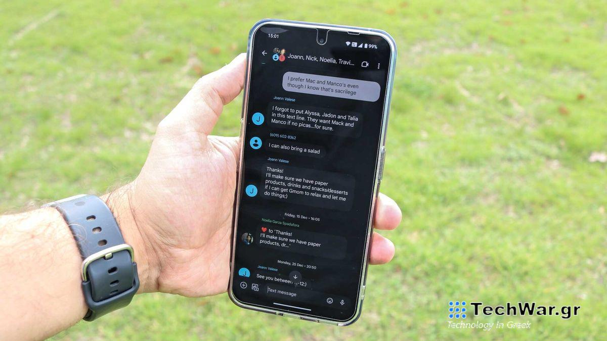 A group chat in Google Messages on the Nothing Phone 2