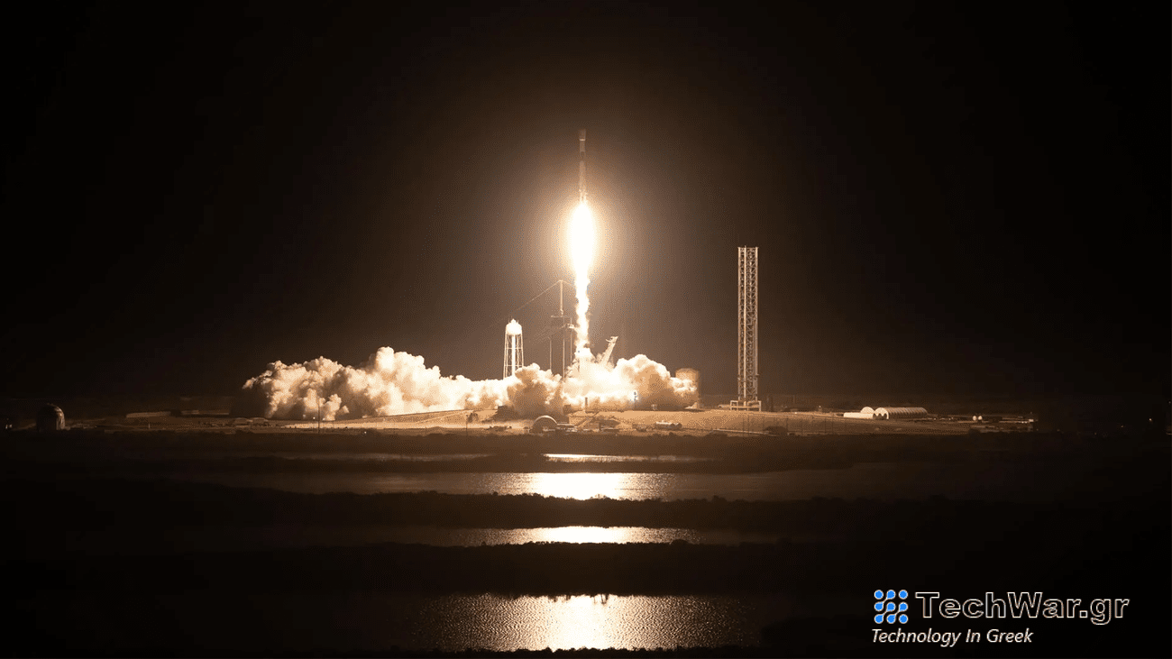 A SpaceX Falcon 9 rocket carrying Intuitive Machines’ Nova-C lunar lander lifts off from Launch Pad 39A at NASA’s Kennedy Space Center in Florida a