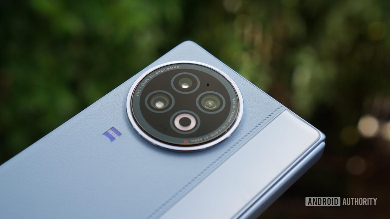 Αντίστοιχη κάμερα Vivo X Fold 2