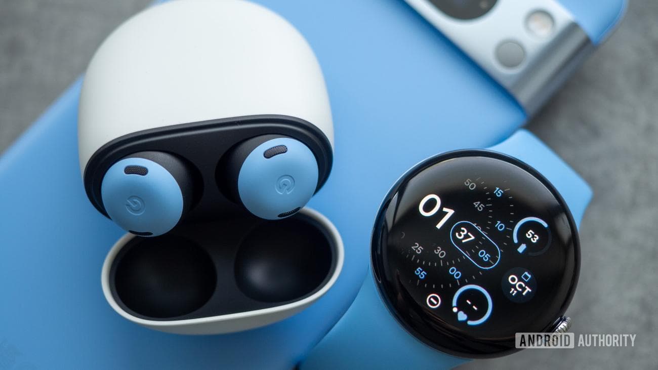 google pixel watch 2 buds pro 8 pro family bay blue 6